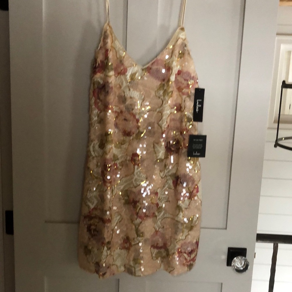 NWT Lulus sewing dress size med